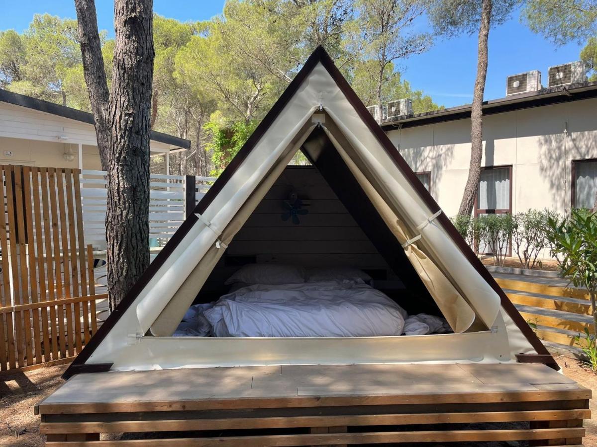 Riva Dei Greci Camping Village Metaponto Exteriör bild