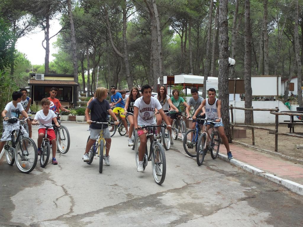 Riva Dei Greci Camping Village Metaponto Exteriör bild