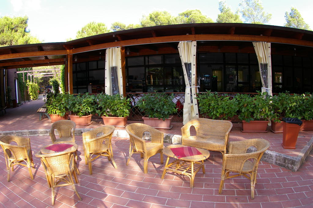 Riva Dei Greci Camping Village Metaponto Exteriör bild