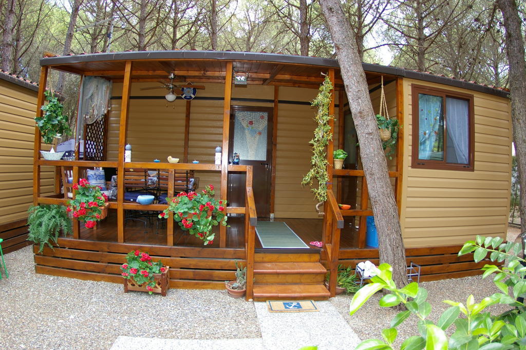 Riva Dei Greci Camping Village Metaponto Exteriör bild